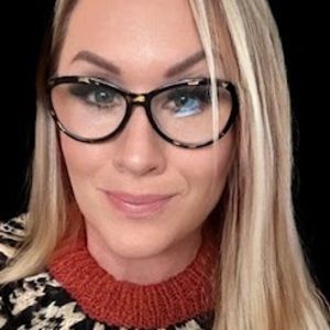 Meet your Posher, Adele